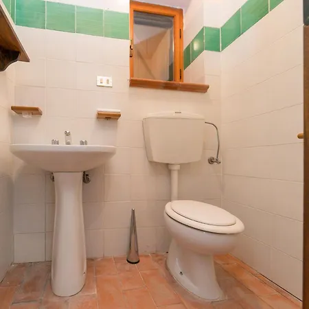 Casa Flora Монтеверди-Мариттимо