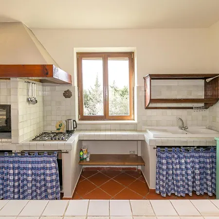 Casa Flora Дом отдыха Монтеверди-Мариттимо